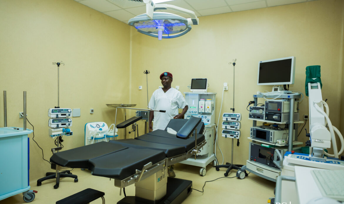 Inauguration de l'hôpital militaire du Camp Tshatshi