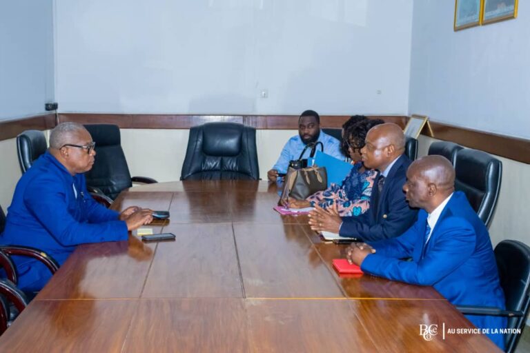 Amélioration du système de passation des marchés publics : la délégation de L'ARMP en réunion de travail avec l'équipe du BCECO 9