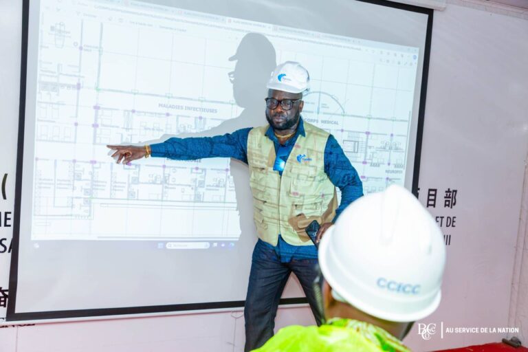 Couverture Santé Universelle _ Samuel Roger Kamba suit de près les travaux la troisième phase du centre hospitalier universitaire renaissance 3