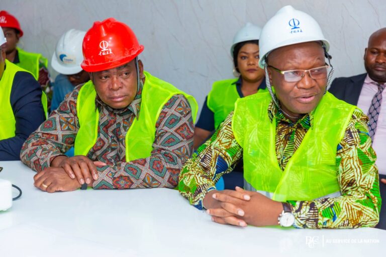 Couverture Santé Universelle _ Samuel Roger Kamba suit de près les travaux la troisième phase du centre hospitalier universitaire renaissance 8